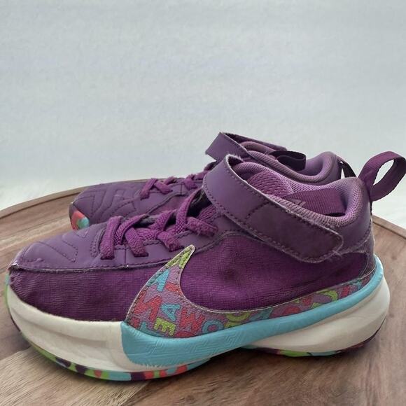 Nike Zoom Freak 4 PS Small Kids Size 12C Giannis Basketball DZ4485-500 - Picture 3 of 10